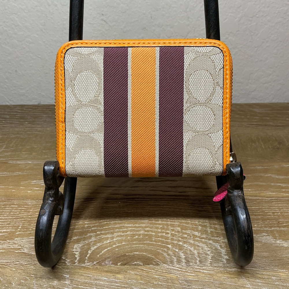 Coach Dempsey Small Zip Around Wallet NWT Orange and Pink - Picture 2 of 12